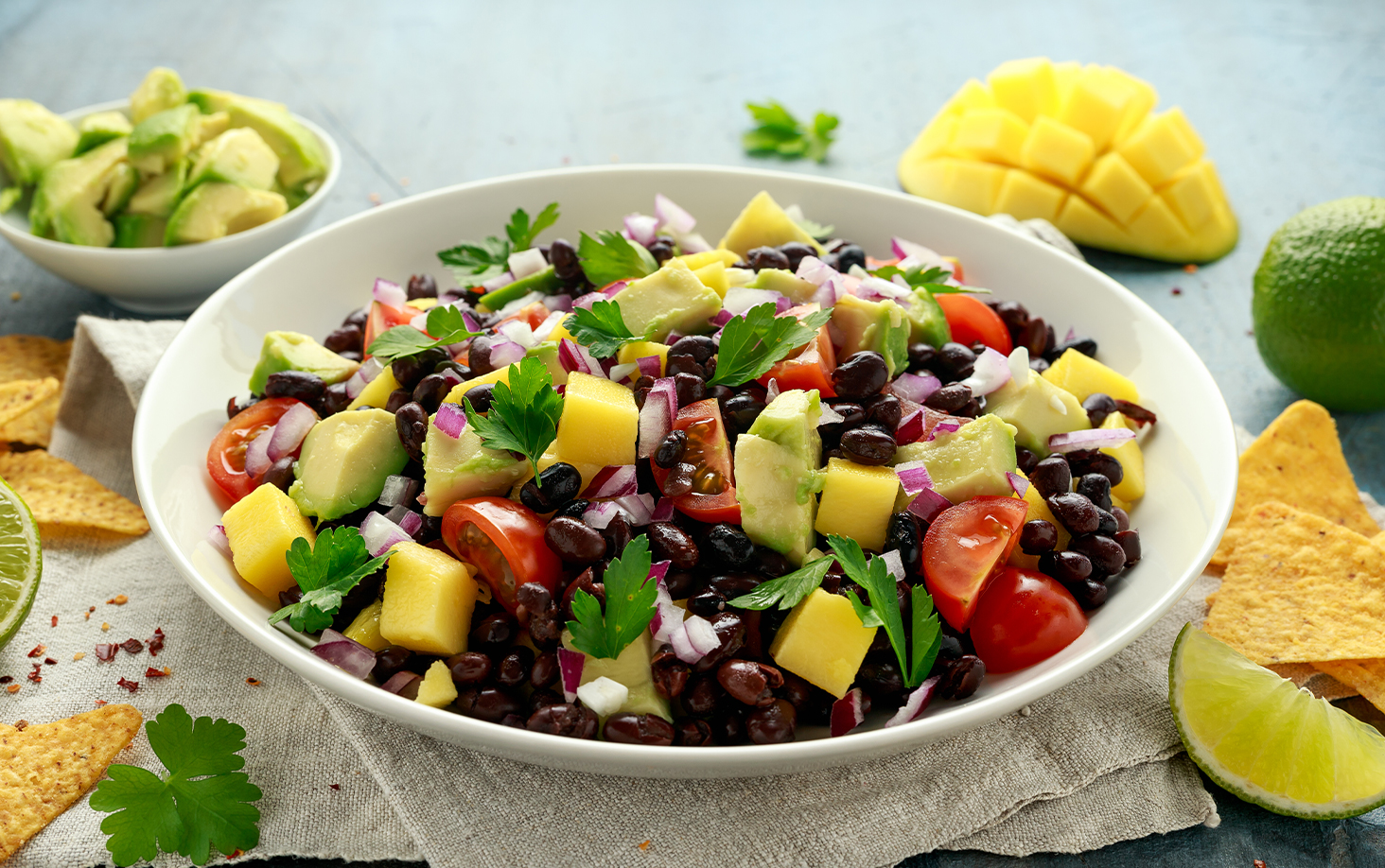 On warm days, easy and cold meals are the best way to stay fresh. This