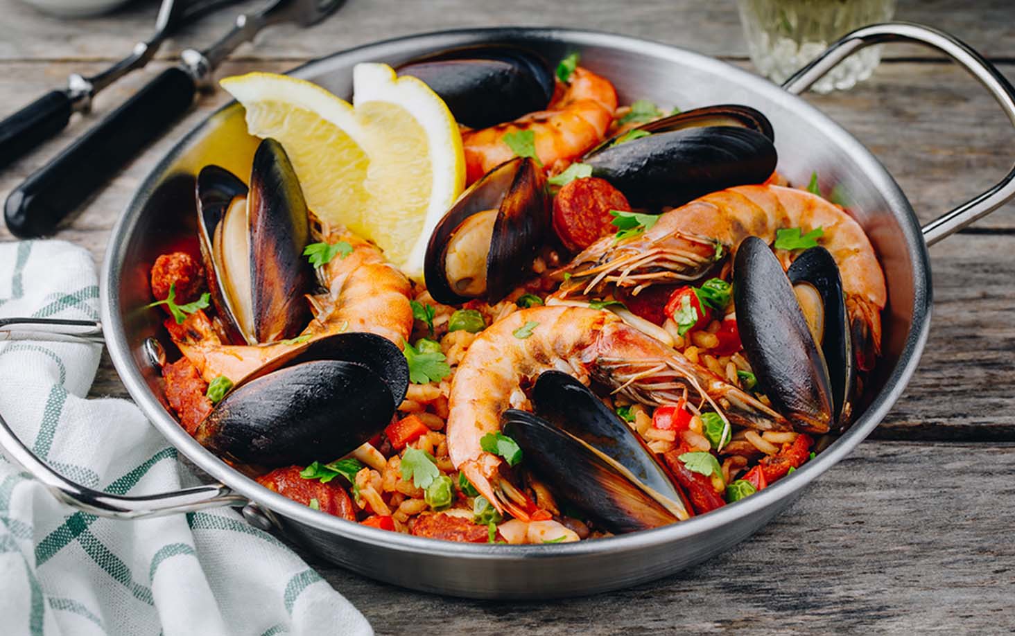 Seafood &amp; Chicken Paella with Chorizo - Cardenas Markets
